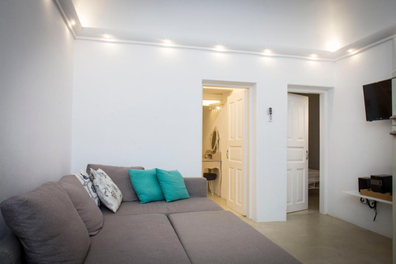 Linos Suites Emporio  Экстерьер фото